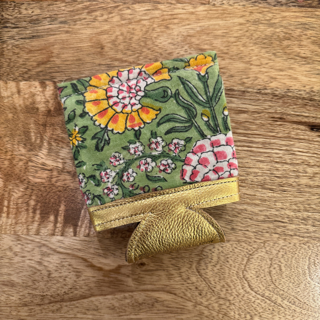 *Summer House Can Cooler*