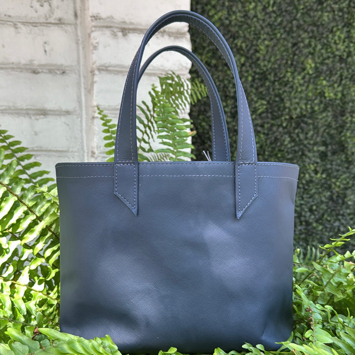 *Classic Tote*