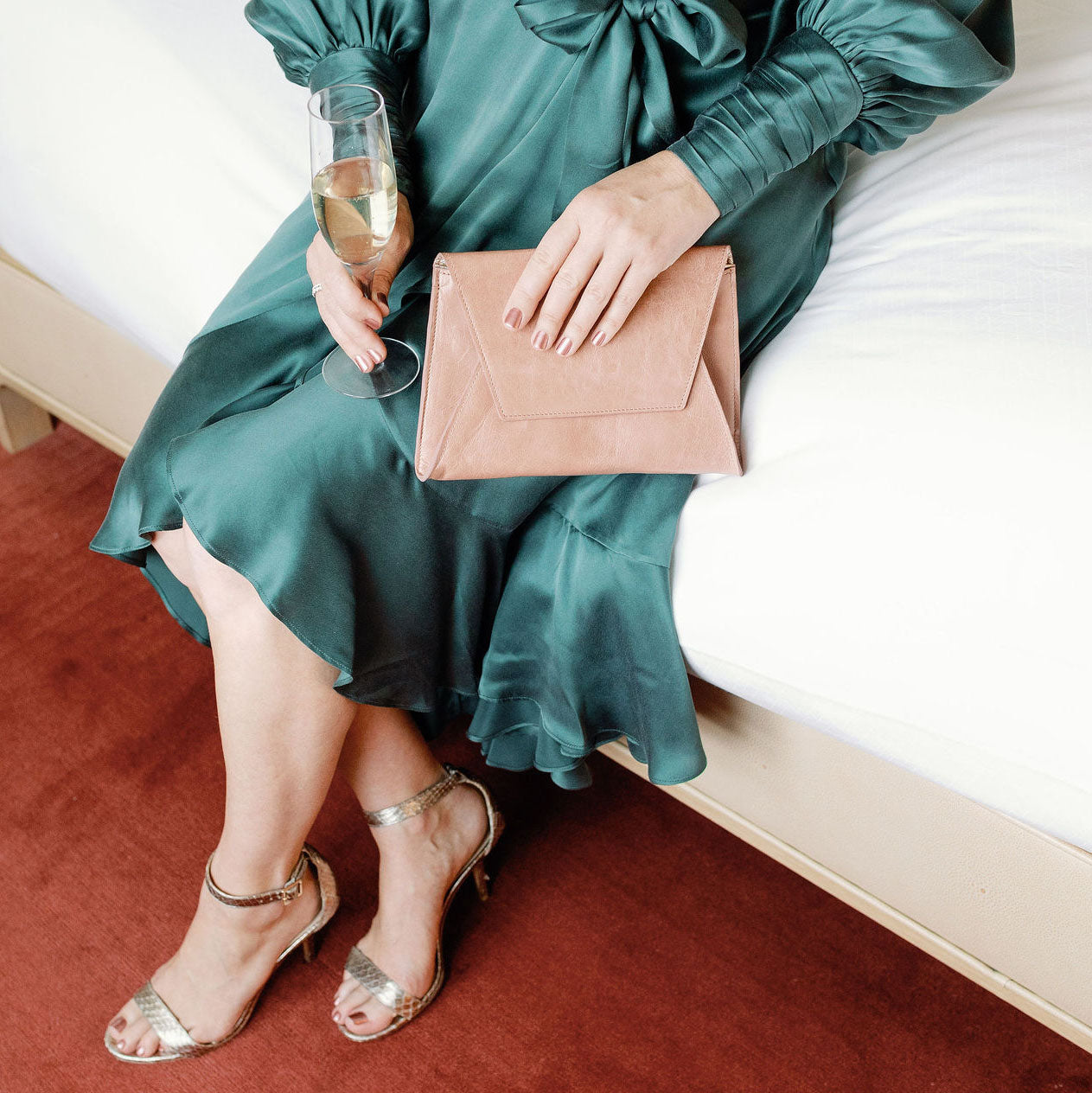 Cosette – Satchel.