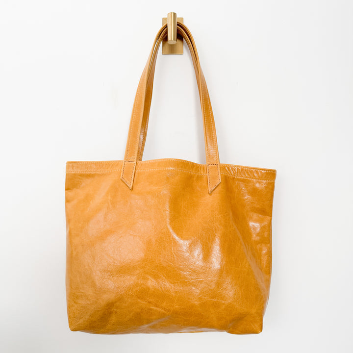 *Classic Tote*