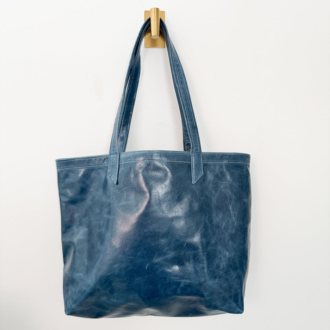 *Classic Tote*