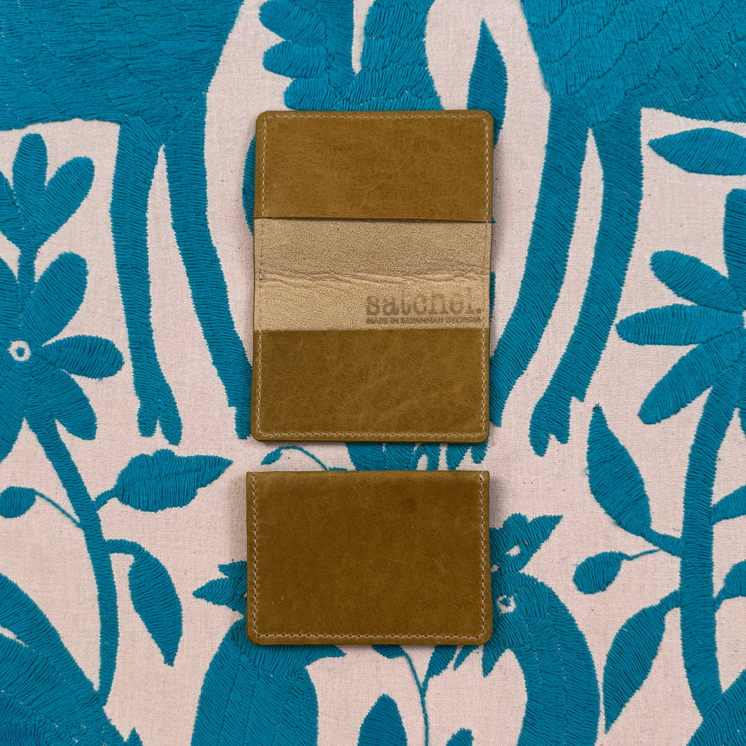 *Bi Fold Card Case*