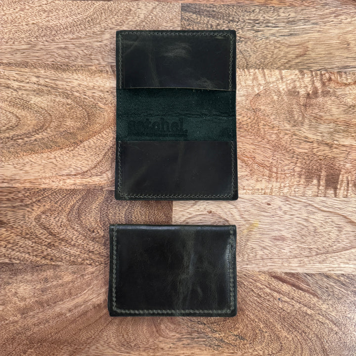 *Bi Fold Card Case*