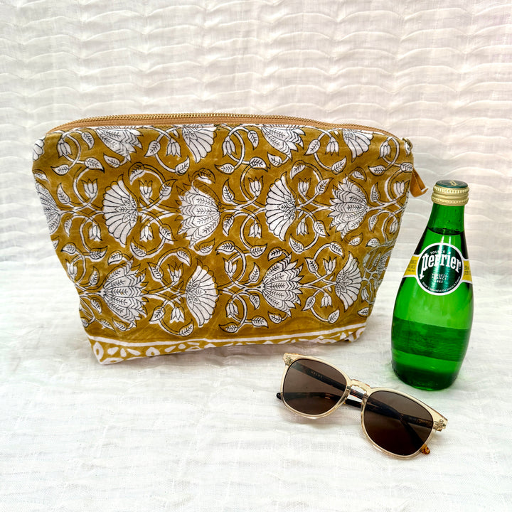 *Summer House Tossbag*