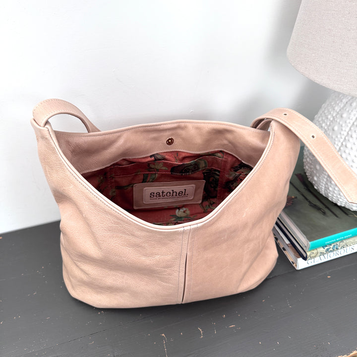 *Ali Messenger Bag Small*