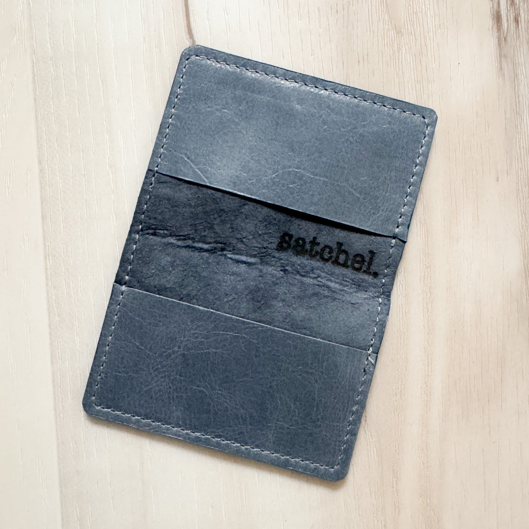 *Bi Fold Card Case*