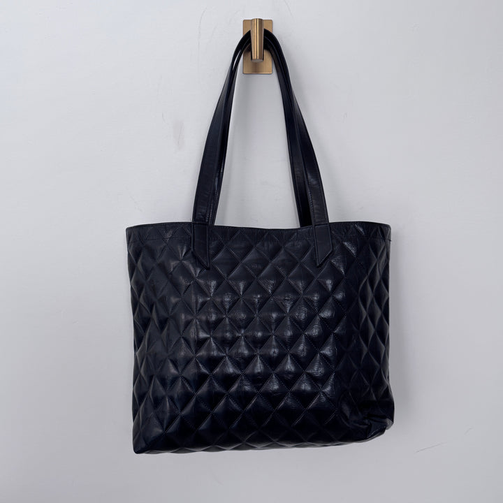 *Classic Tote*
