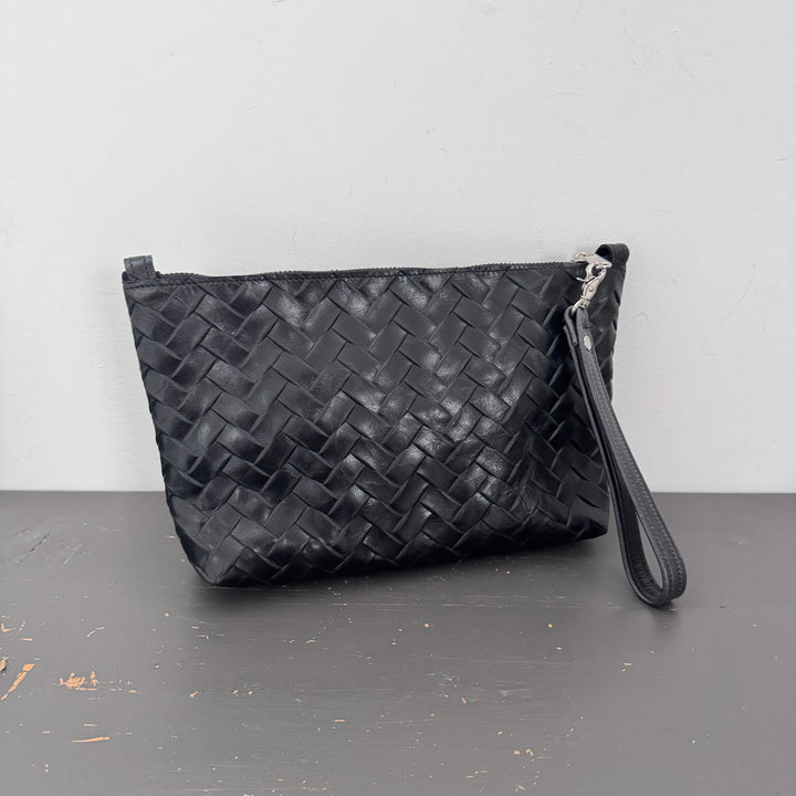 *Kay Wristlet*