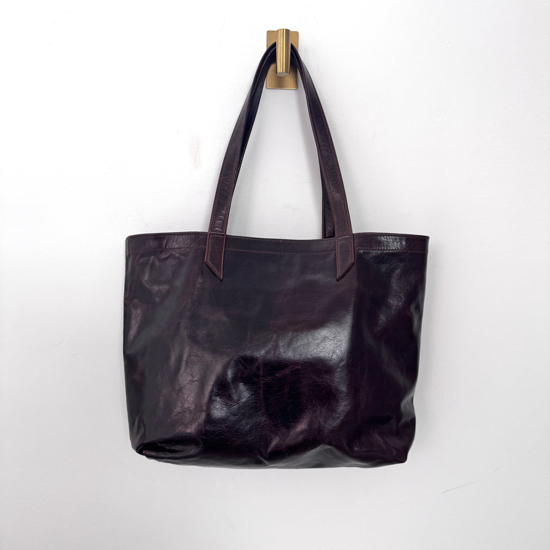 *Classic Tote*