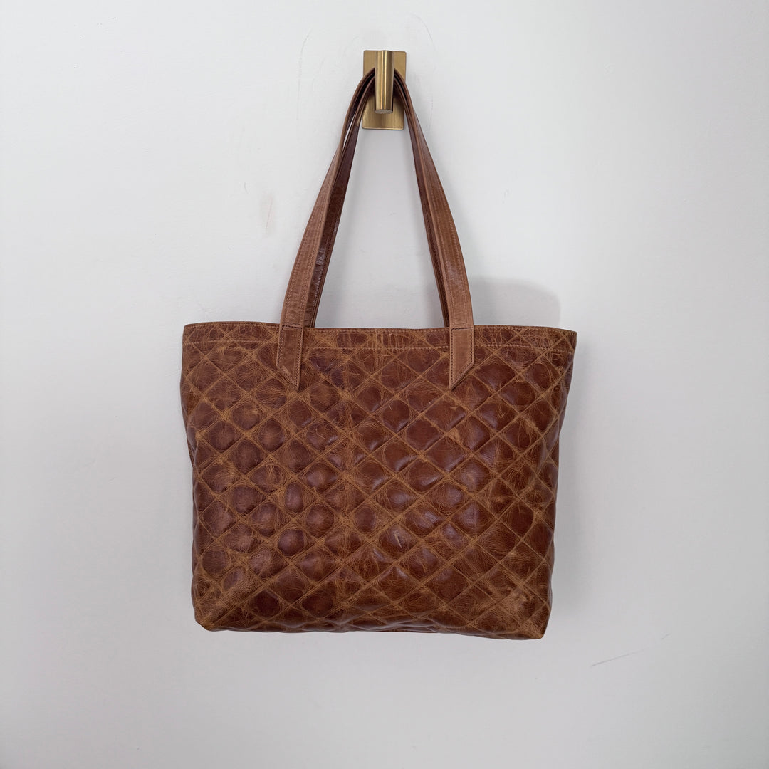 *Classic Tote*