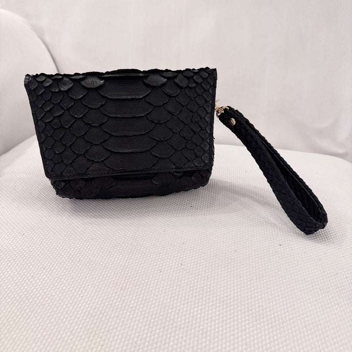 *Python Bitty Betty*