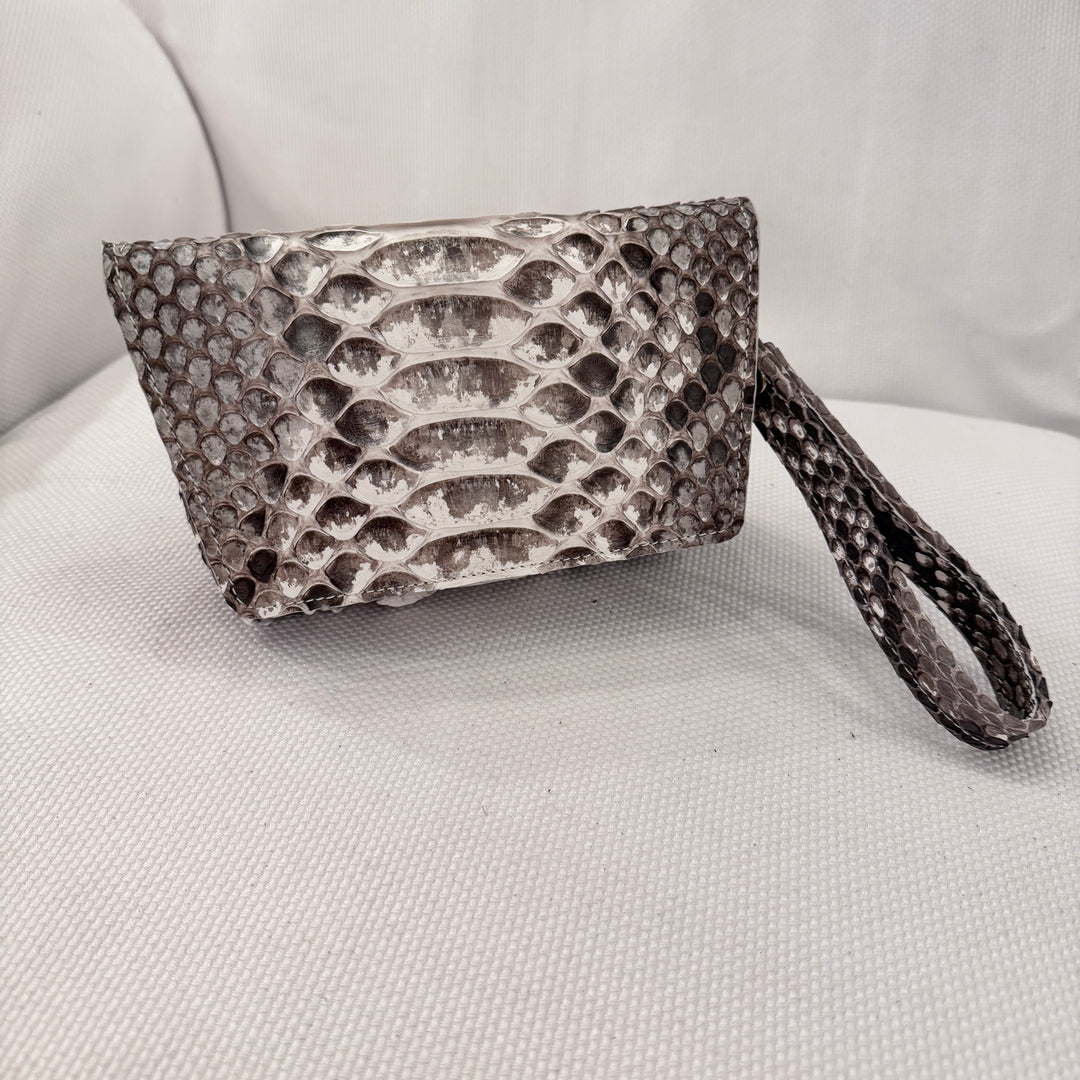 *Python Bitty Betty*