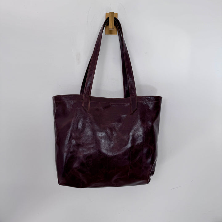 *Classic Tote*