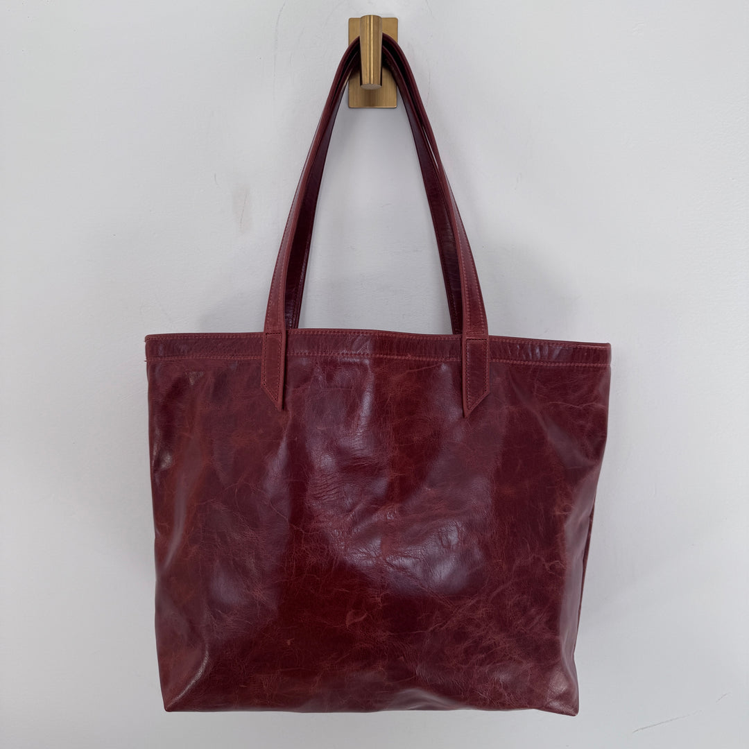 *Classic Tote*