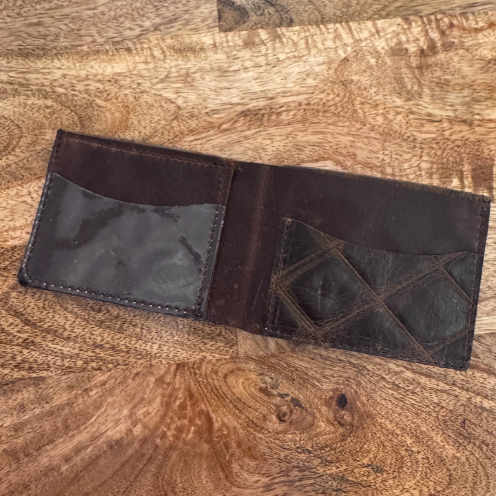 *Simple Walker Wallet*