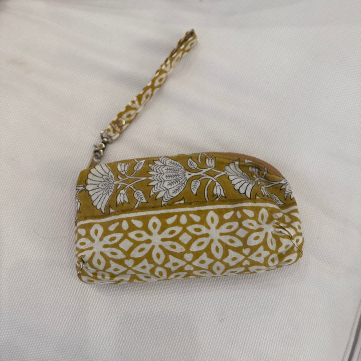 *Summer House Teddy Wristlet*
