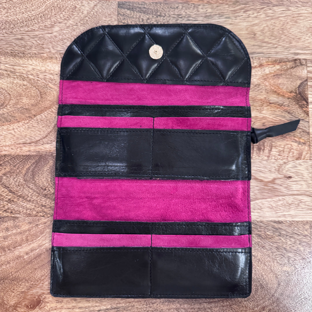 *Jennifer Wallet*