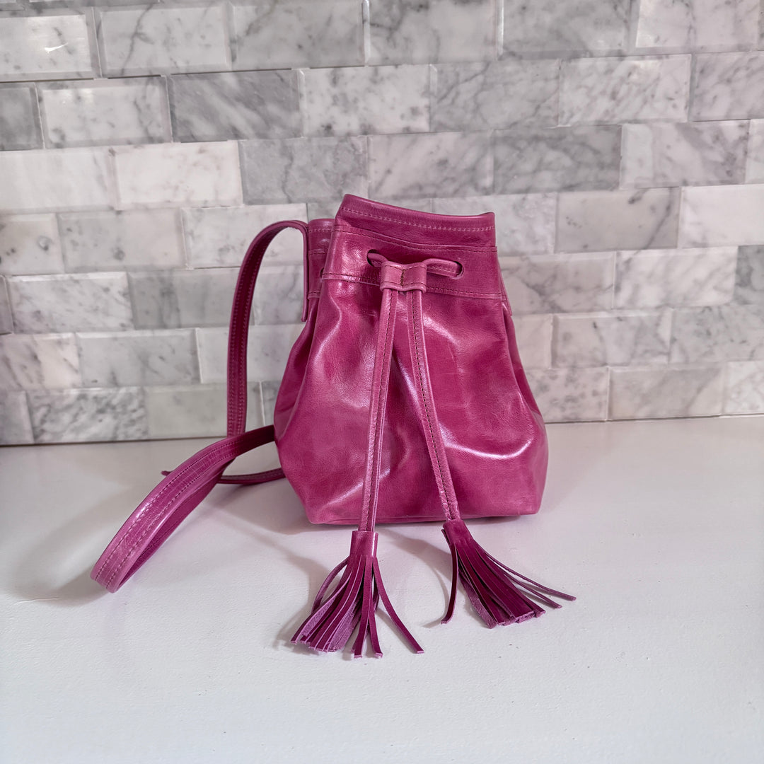 *Kitten Bucket Bag*