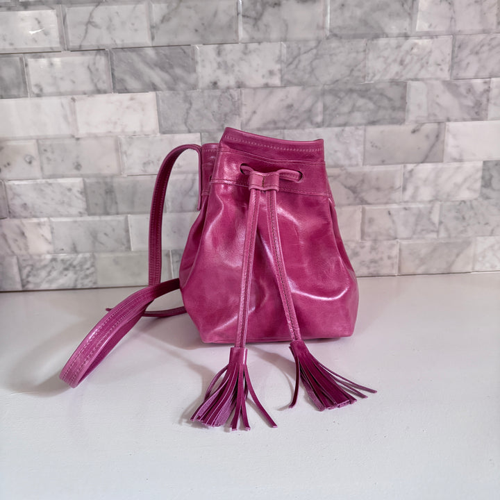 *Kitten Bucket Bag*