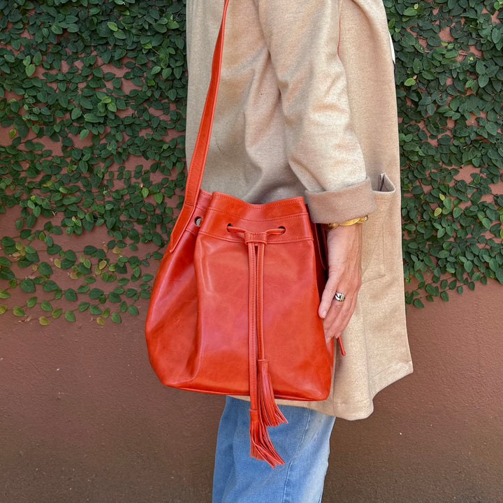*Kitty Bucket Bag*