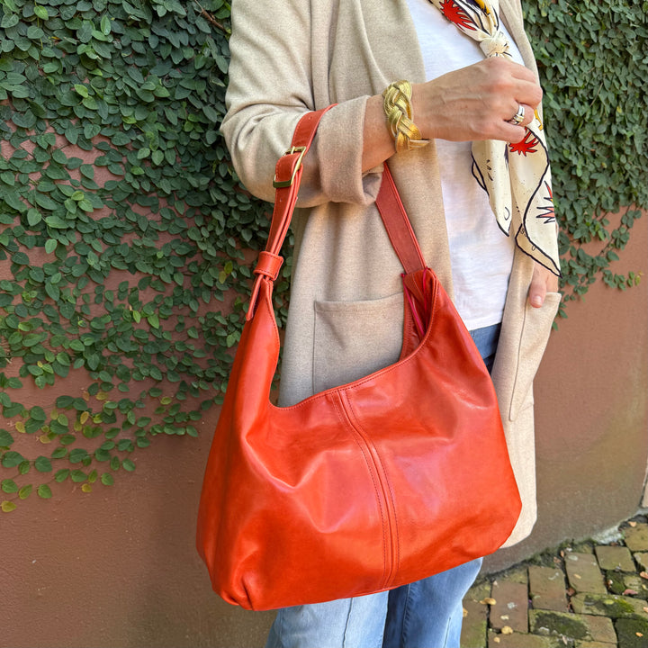 *Ali Bucket Bag Small*