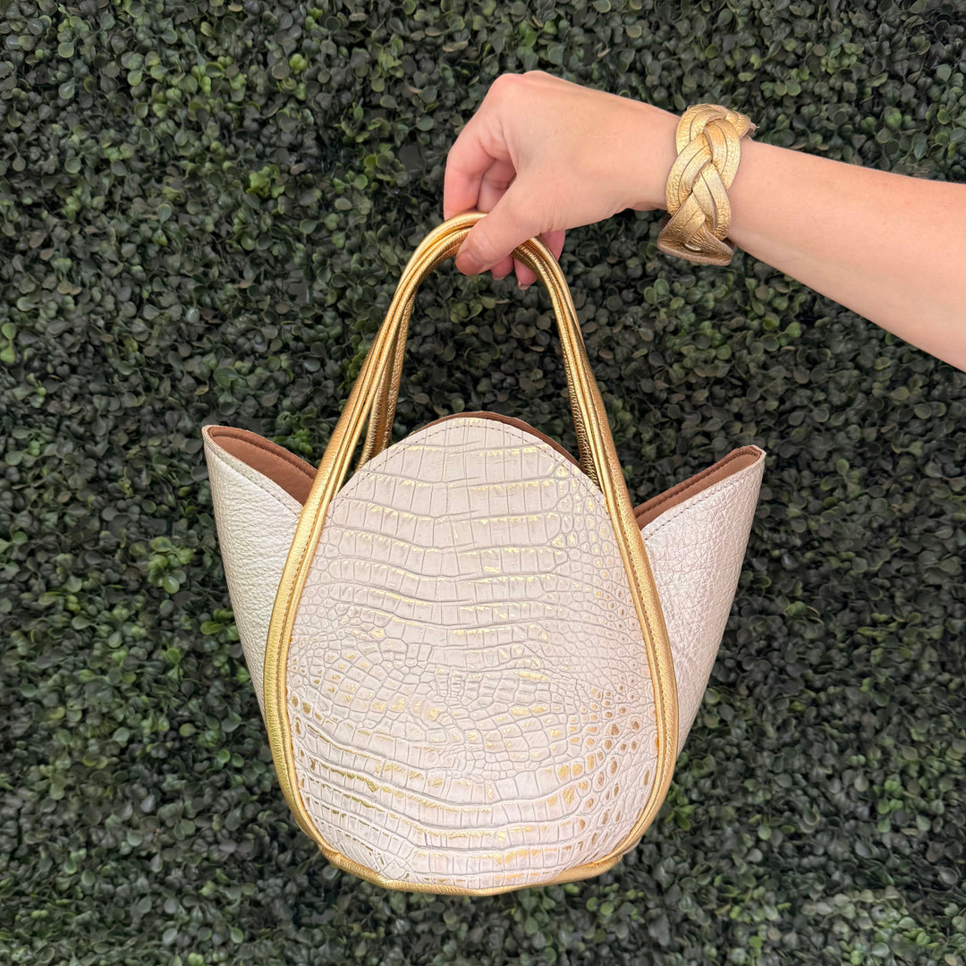 *Tulip Tote*