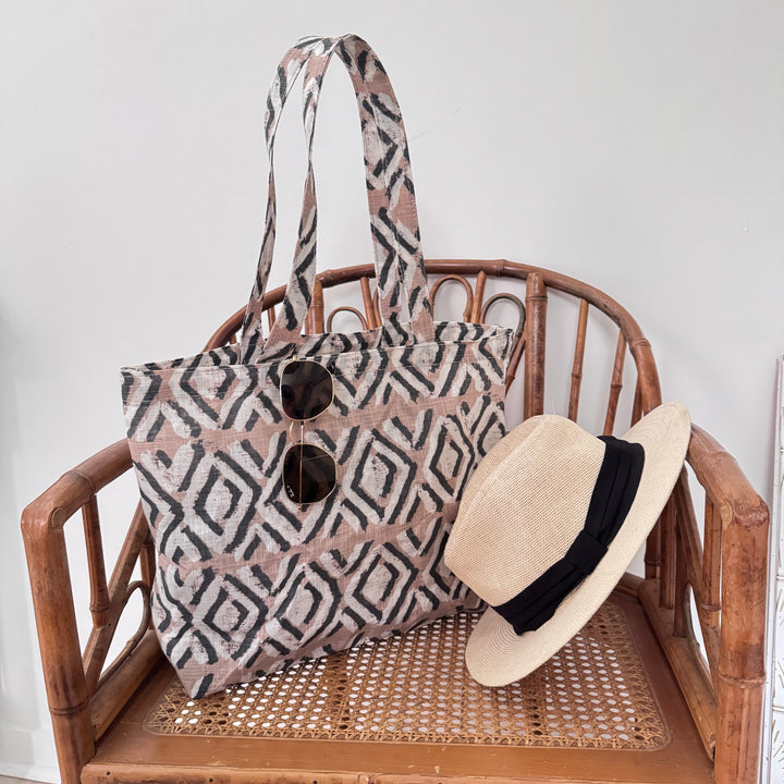 *Waxed Classic Tote*