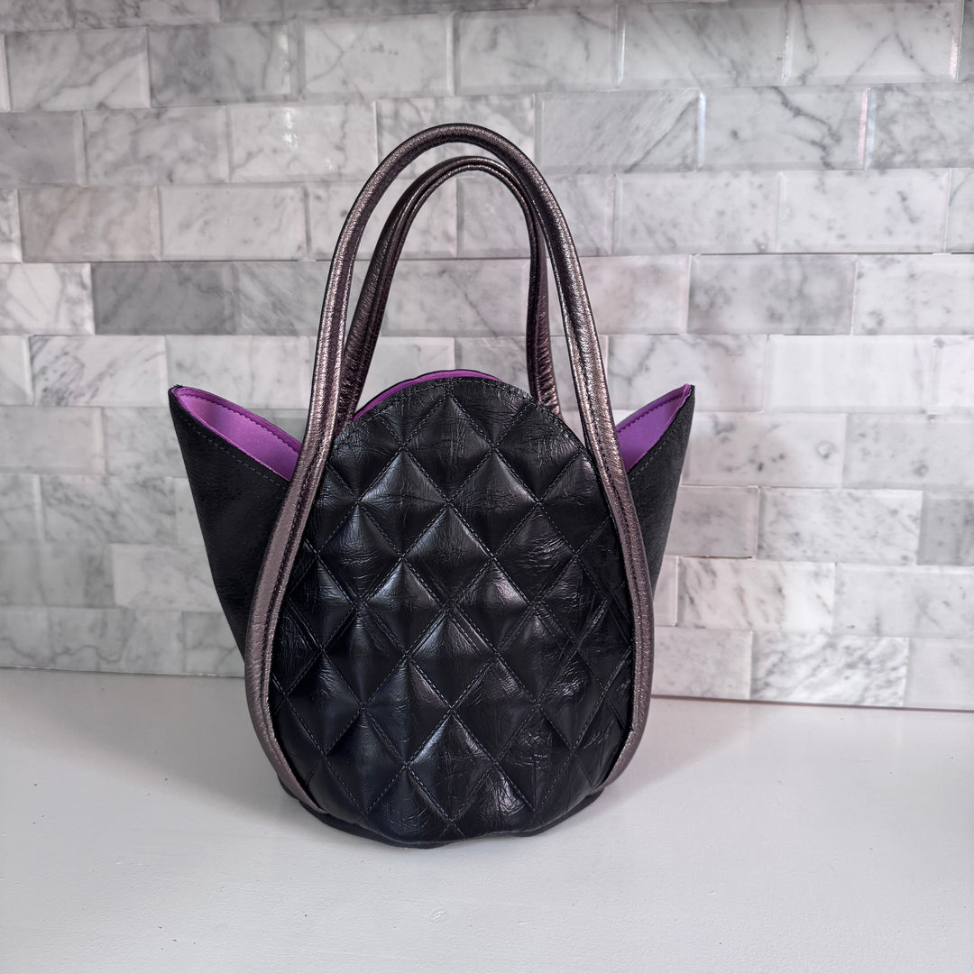 *Tulip Tote*