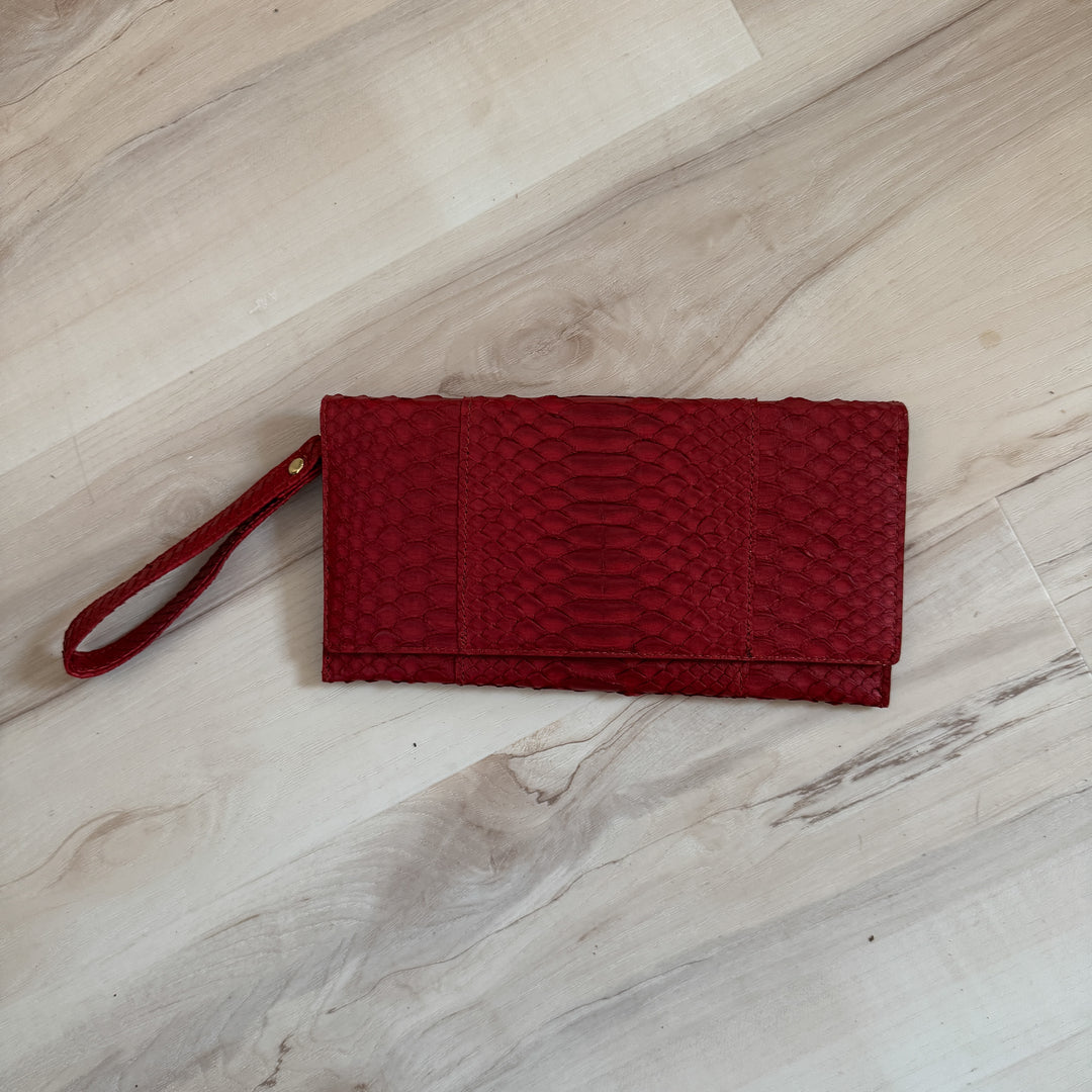 *Python Elizabeth Wallet*