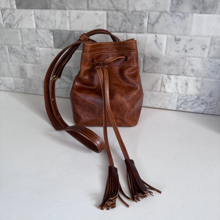 *Kitten Bucket Bag*