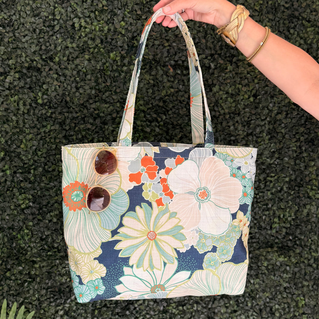 *Waxed Classic Tote*
