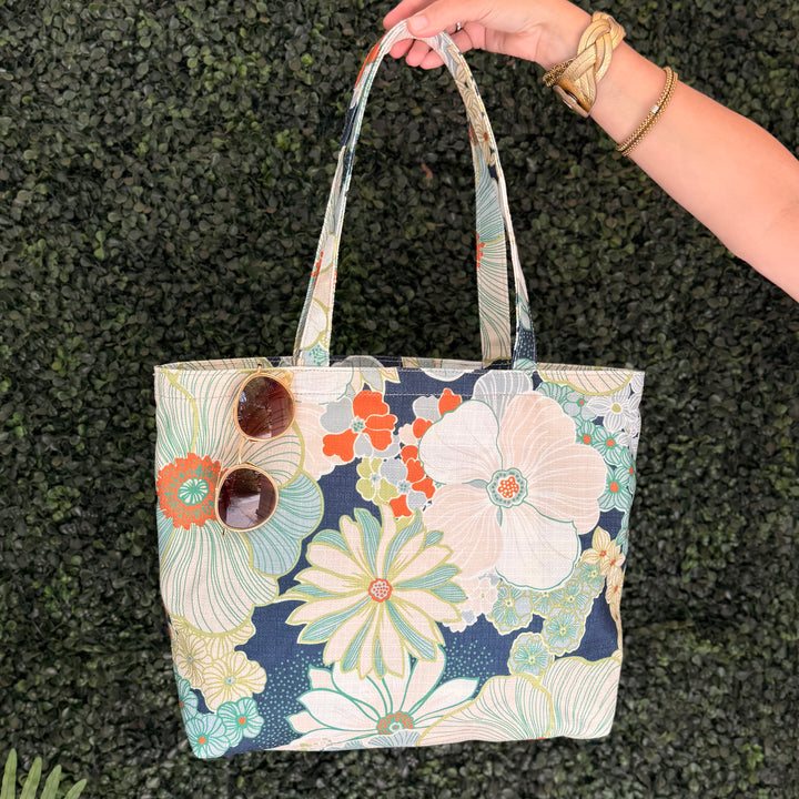 *Waxed Classic Tote*