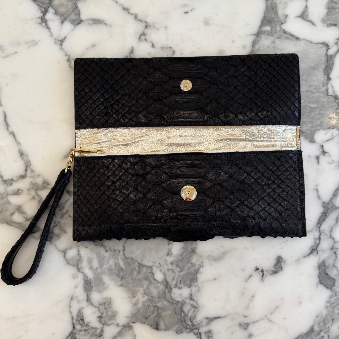 *Python Elizabeth Wallet*