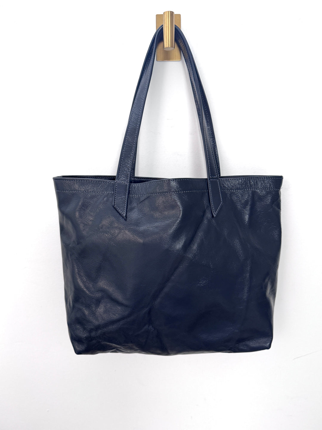 *Classic Tote*