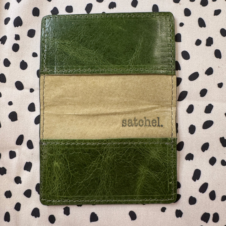 *Bi Fold Card Case*