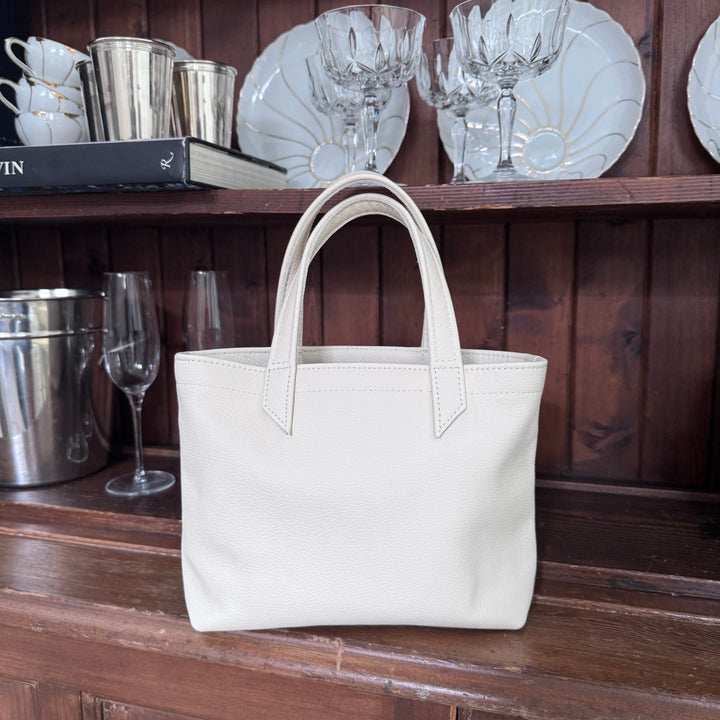 *Classic Tote*