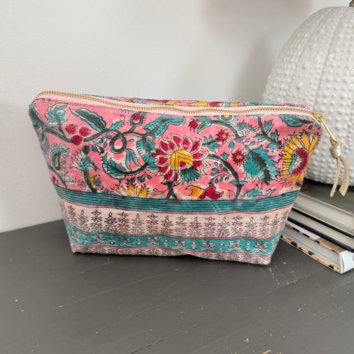 *Summer House Tossbag*