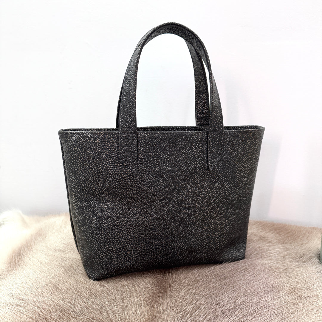 *Classic Tote*