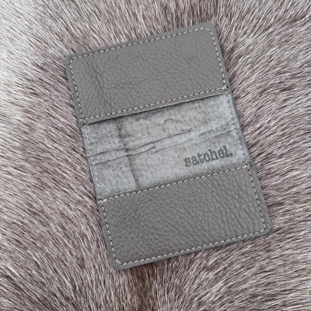 *Bi Fold Card Case*