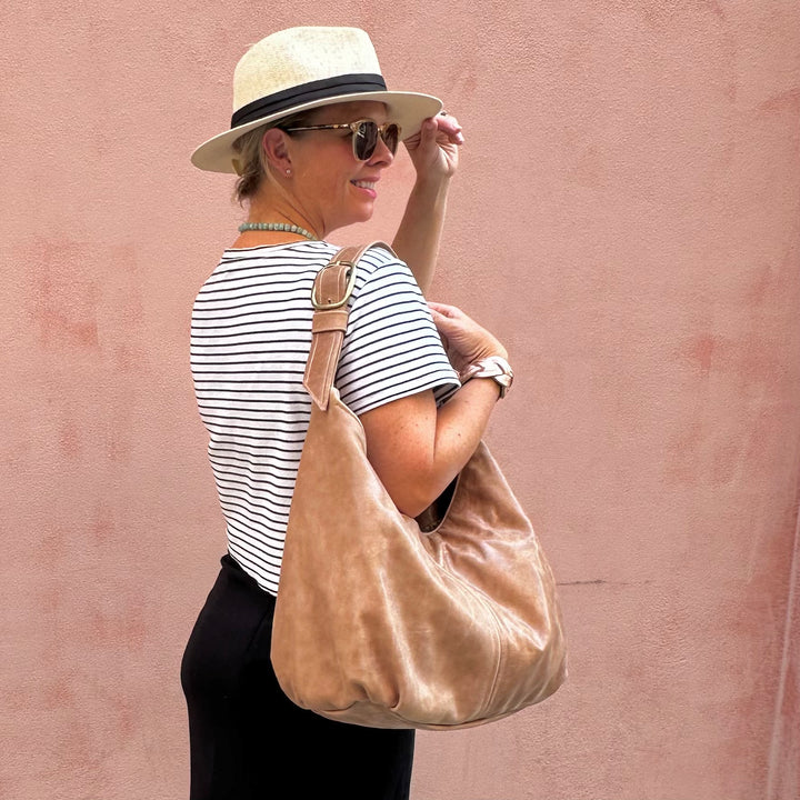 *Ali Bucket Bag*