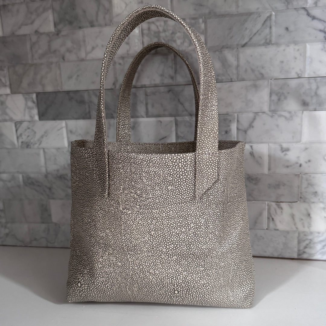 *Classic Tote*