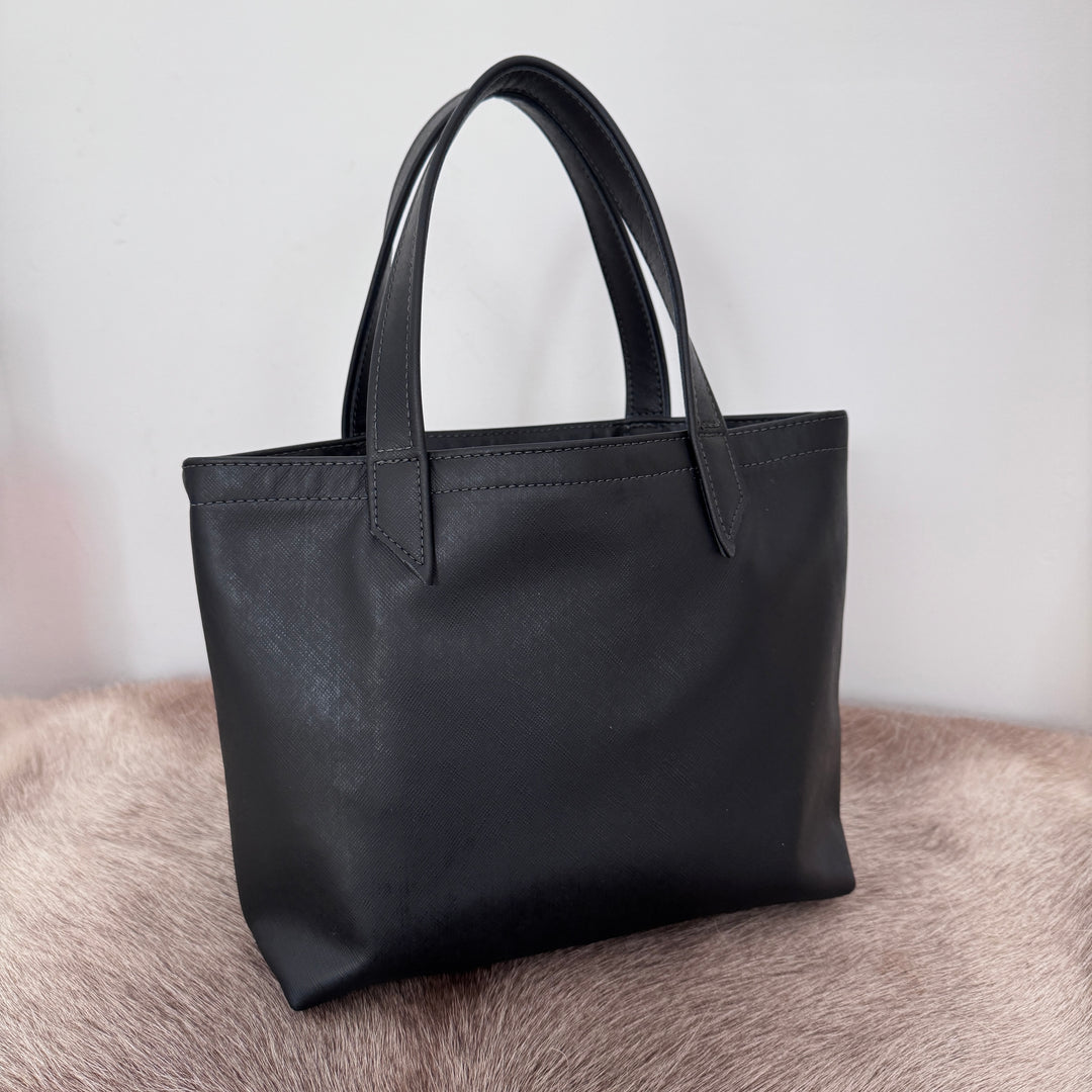 *Classic Tote*