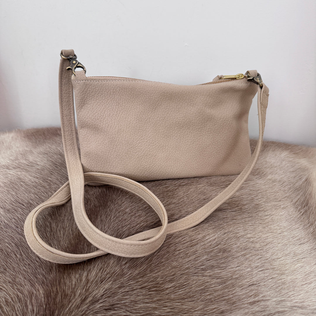 *Alison Messenger*