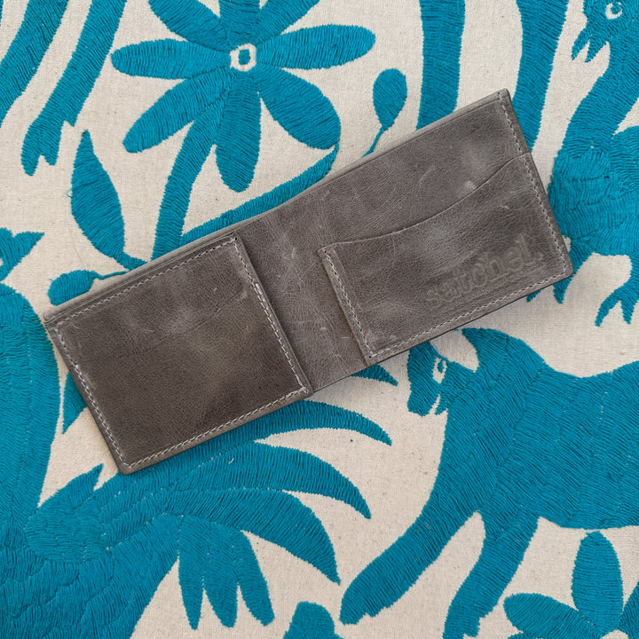 *Simple Walker Wallet*