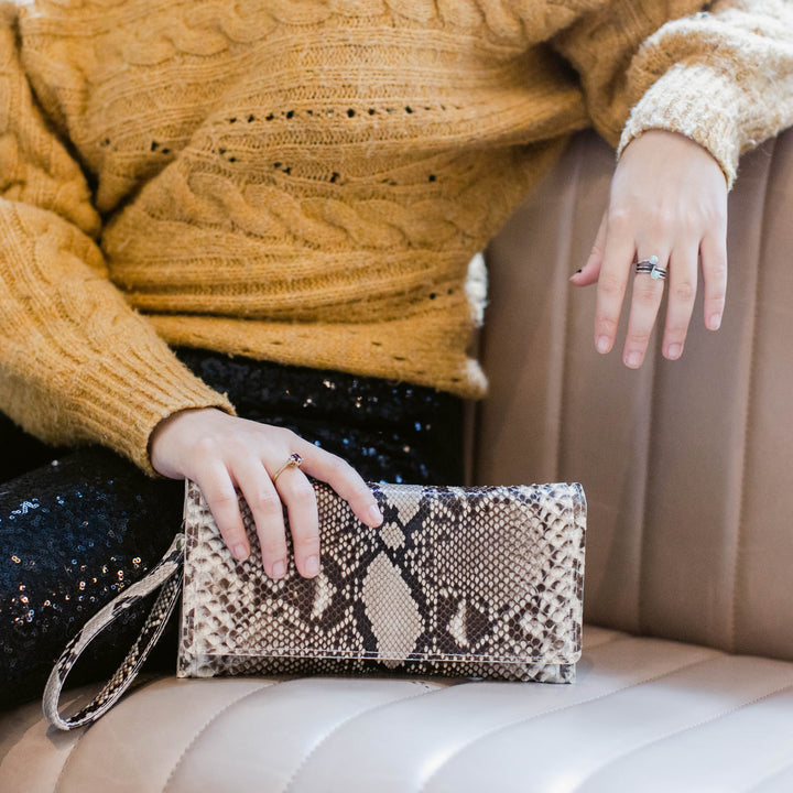 *Python Elizabeth Wallet*